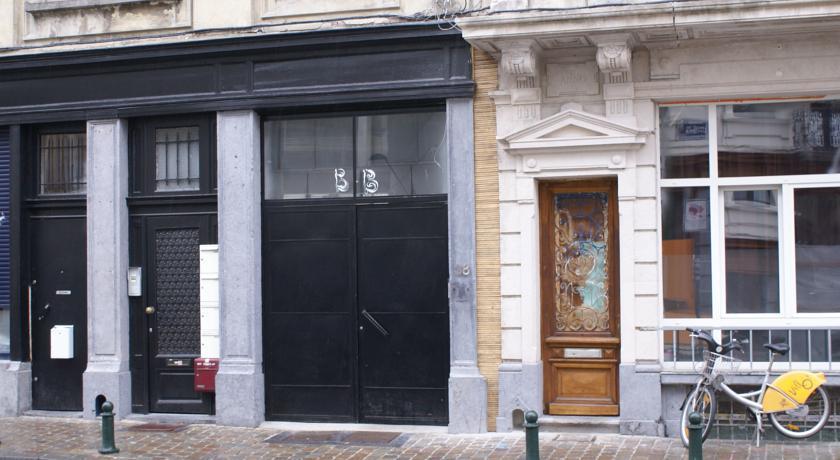 B&B L'Arbre De Vie Ixelles Exterior photo